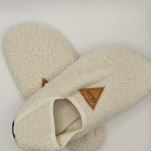 Cozy Cream Slippers